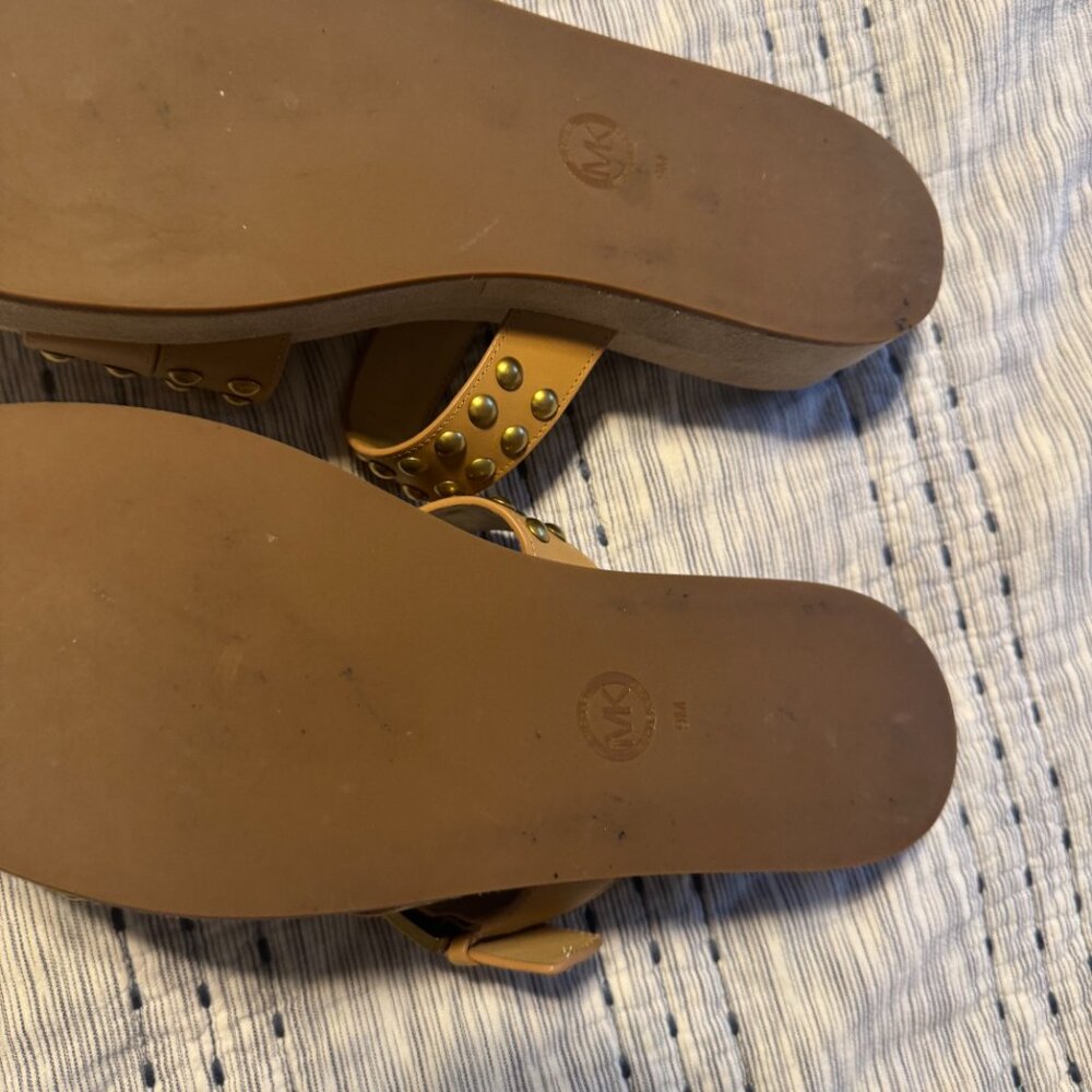NEW MICHAEL KORS Ansel Studded Leather Sandal - Picture 4 of 5